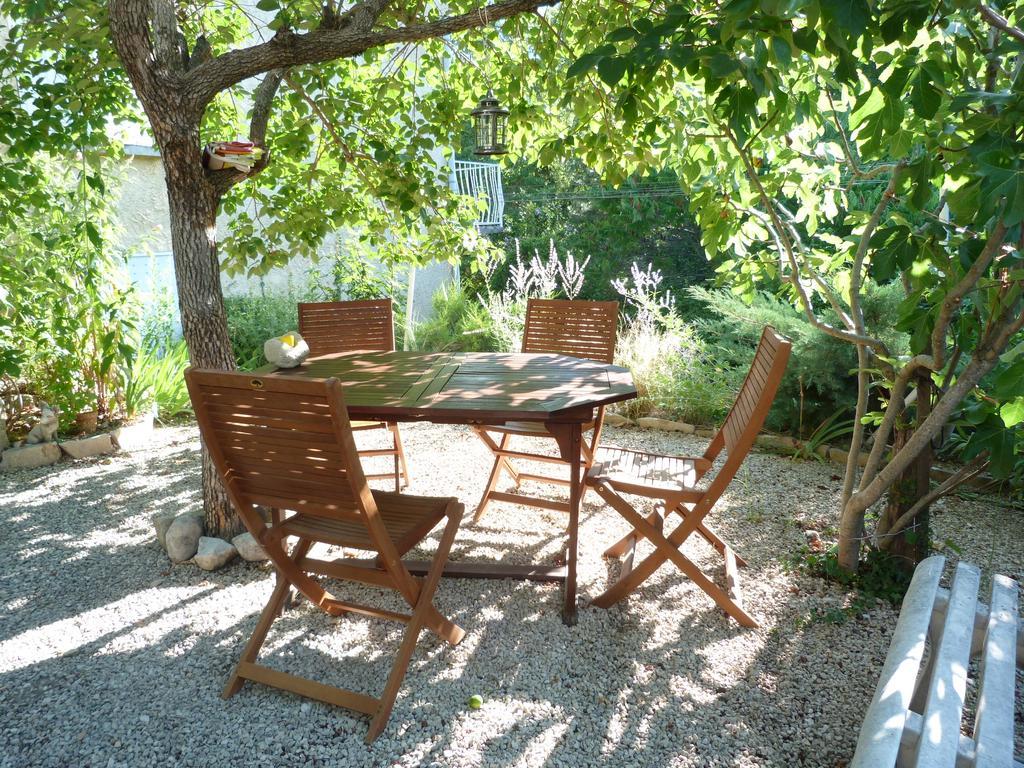 Вилла La Clairiere Pierrelongue Экстерьер фото